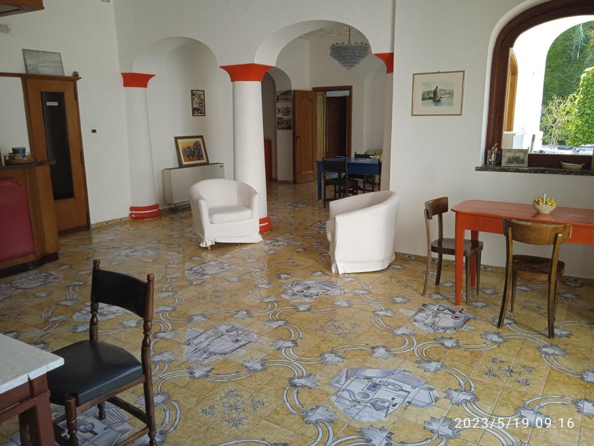 Villa Thomas Bb Conduzione Familiare Forio di Ischia Eksteriør billede