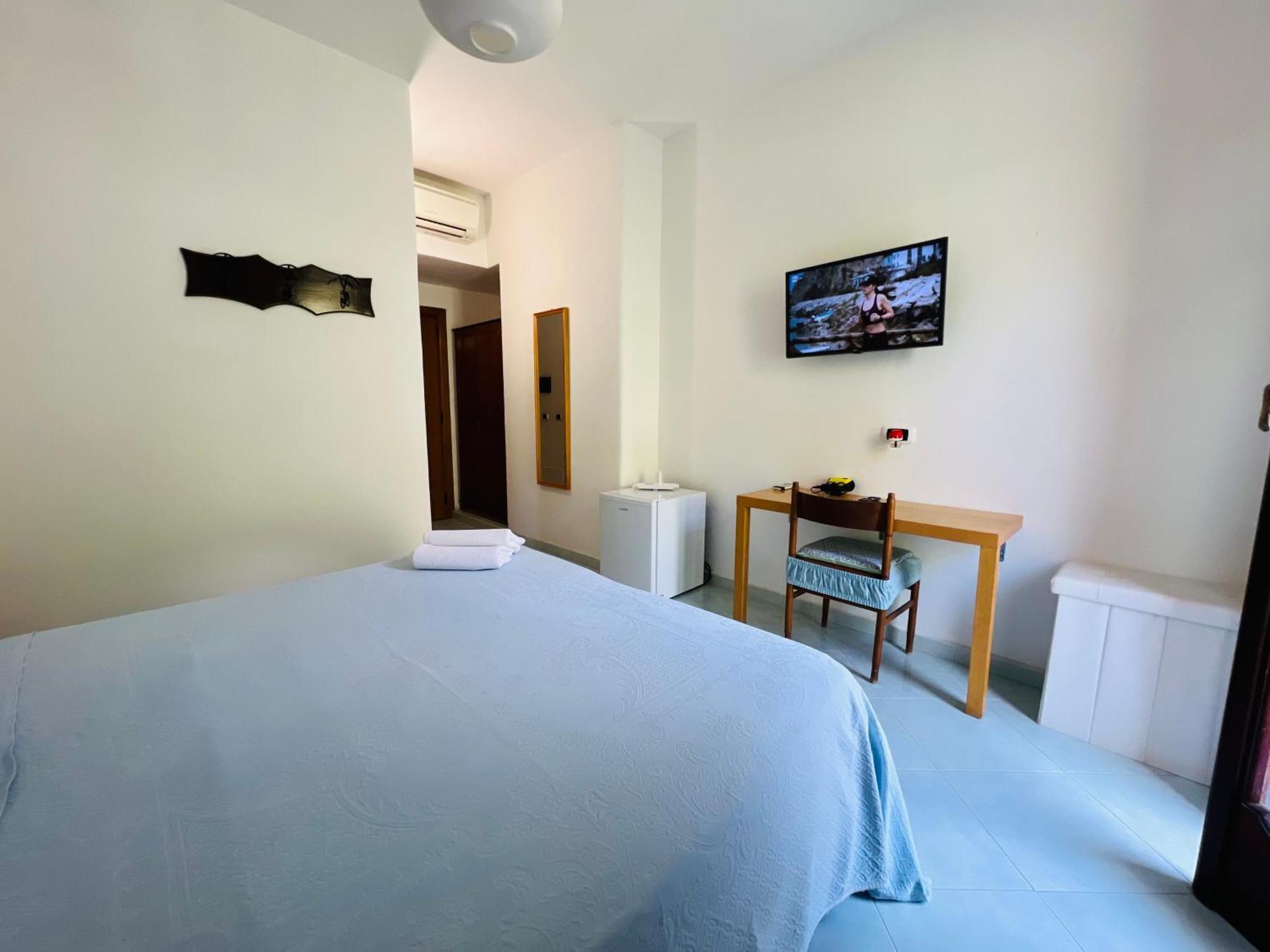 Villa Thomas Bb Conduzione Familiare Forio di Ischia Eksteriør billede