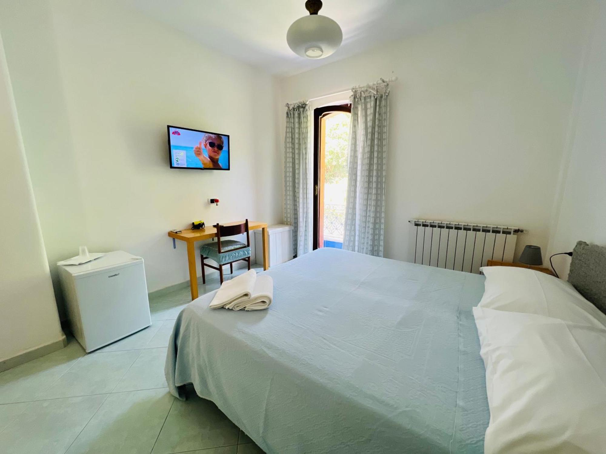 Villa Thomas Bb Conduzione Familiare Forio di Ischia Eksteriør billede