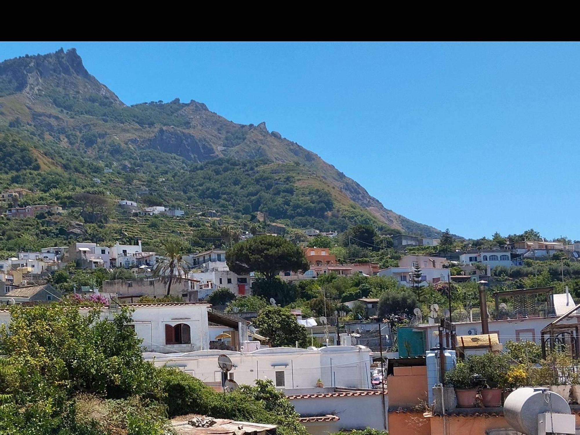 Villa Thomas Bb Conduzione Familiare Forio di Ischia Eksteriør billede